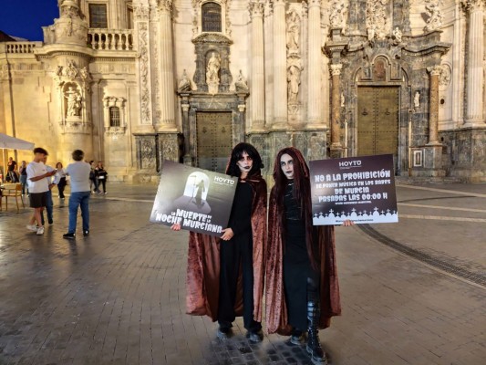 Un velatorio y una procesión en pijamas serán las próximas acciones de los empresarios para escenificar 