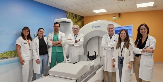 El Clínico realiza 225 tratamientos de patologías cerebrales en el primer año de uso del equipo 'Gamma Knife'