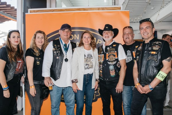 Más de 2.000 personas se dan cita en el Grau por el 25 aniversario del Club Harley Davidson 