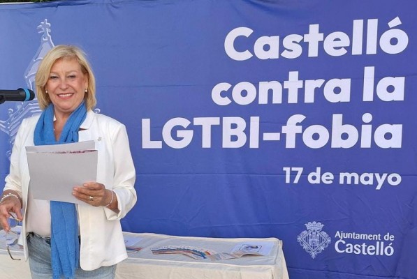Castelló defiende la igualdad de derechos en el Día Internacional contra la LGTBIfobia
