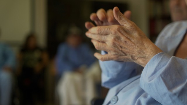 La cátedra de l'Alcora implanta su proyecto pionero 'Músicas para la vida' en el hospital La Magdalena