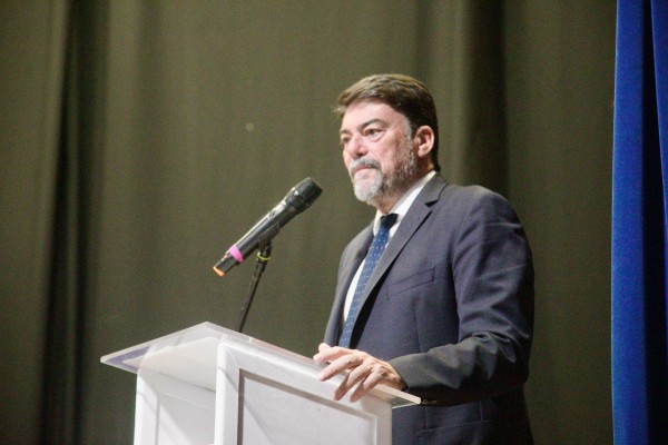Alicante aplaza un posible freno a pisos turísticos hasta conocer el informe sobre su 'censo'