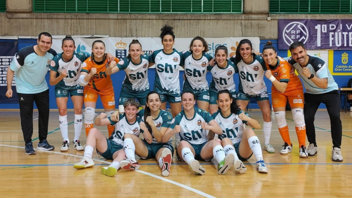 El STV Roldán FSF celebrando su clasificación para las eliminatorias por el título. - Foto: STV ROLDÁN