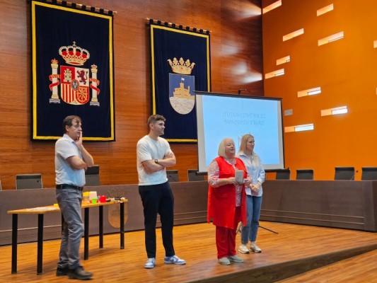 Oropesa impulsa charlas educativas para prevenir focos de mosquitos desde el ámbito doméstico