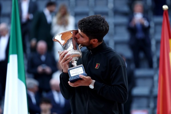 Alcaraz está más más cerca del número 1 de Sinner que Zverev del murciano