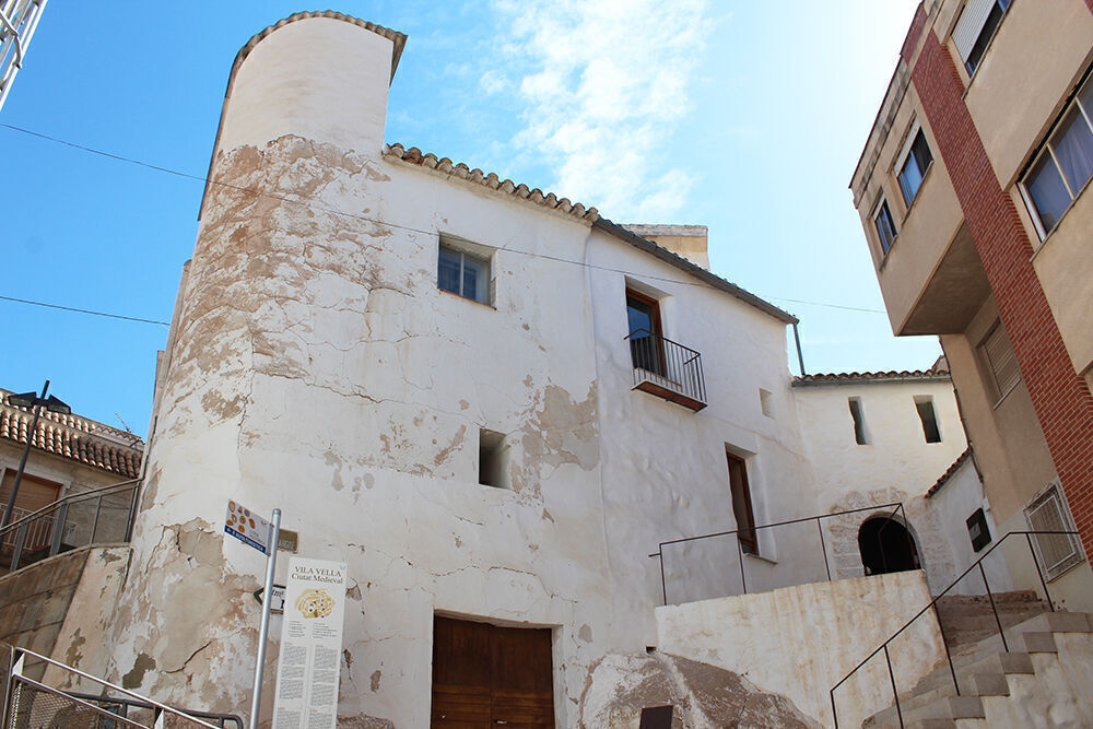 Llíria renuncia a ampliar el Forn de la Vila y devuelve al uso residencial dos viviendas del casco histórico