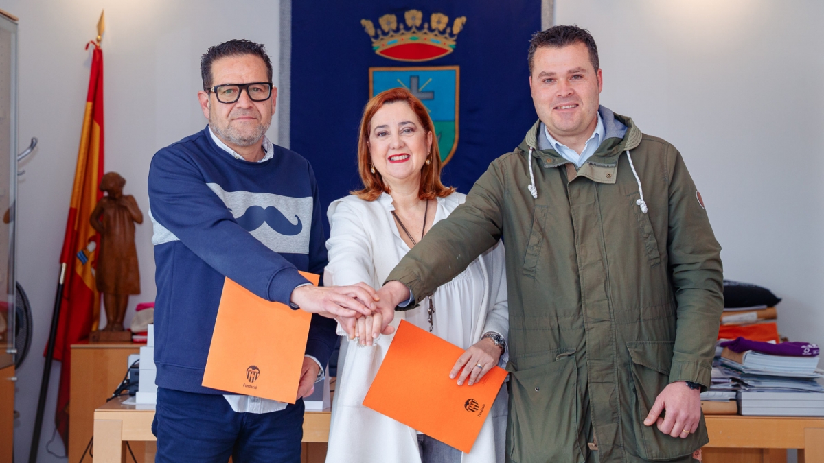 El Valencia inaugura este martes el campo rehabilitado de Sedaví tras el paso de la DANA