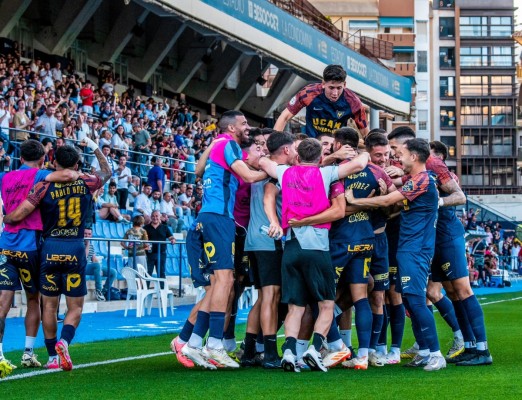 El UCAM CF se jugará el ascenso a Primera RFEF contra el Sabadell con la vuelta en Murcia