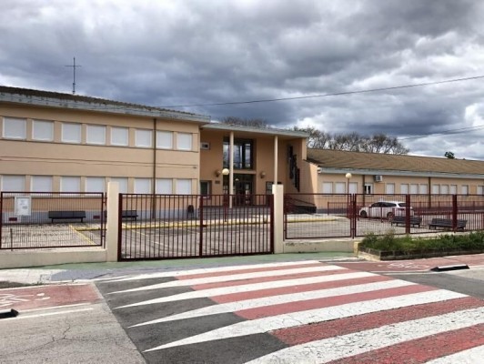 La comunidad educativa de l'Eliana se concentra este jueves para reclamar 