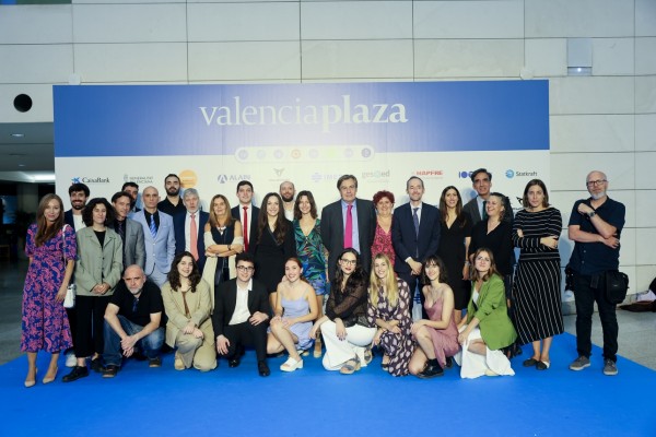 Valencia Plaza tira de hemeroteca para celebrar 15 años de información al servicio de los valencianos