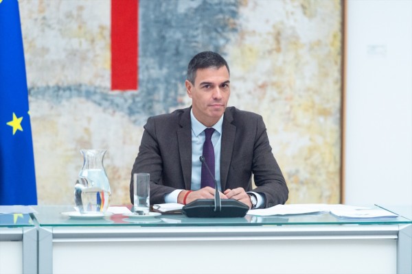 El PP de Ayuso incluye Sánchez en su lista de comparecientes para la comisión sobre Begoña Gómez