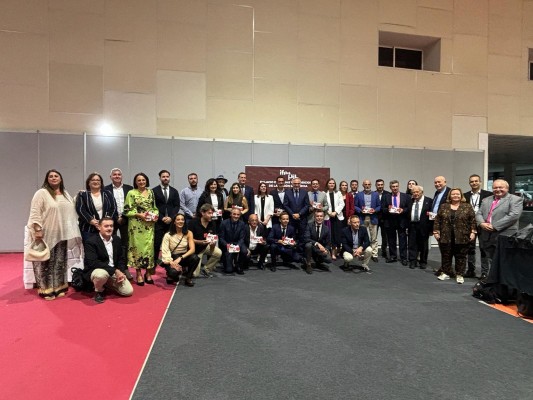 IFEPA celebra 40 años de historia reconociendo a sus colaboradores y expositores


