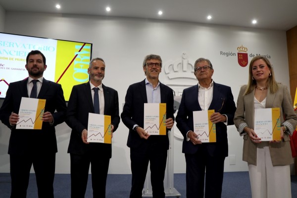 La Región presume de mantener un crecimiento económico por encima de la media nacional