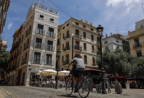 El Ayuntamiento de València retirará las placas con nombres de condenados por corrupción
