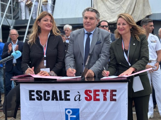 Castelló firma junto a Sète y La Spezia un acuerdo histórico para impulsar el turismo con Escala