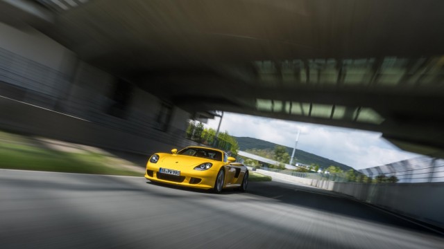 Nuevos neumáticos para una leyenda: más dinamismo para el Carrera GT
