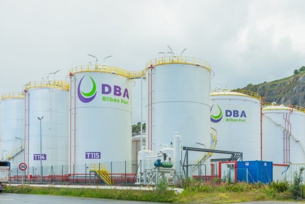 Hafesa facturó 1.500 millones en 2024 y desde 2018 ha vendido más 2.000 millones de litros de combustible a minoristas en el puerto de Bilbao