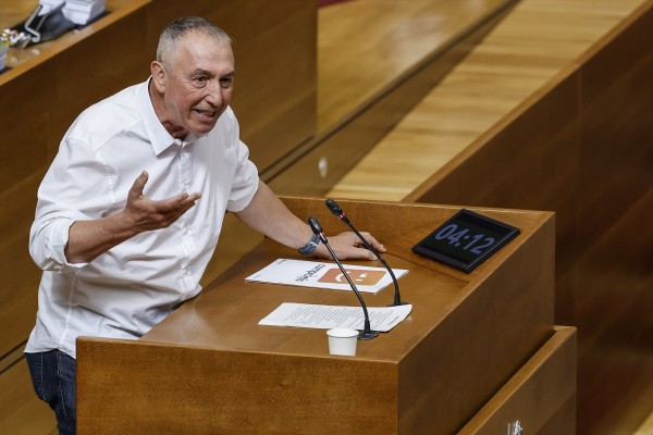 PSPV y Compromís piden el expediente de la concesión de medallas de la Unidad Adscrita a los escoltas de Mazón el 29O