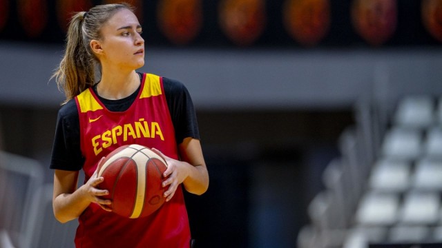 La base alicantina Ángela Mataix vuelve a Alcantarilla tres años después al fichar por el Hozono Jairis 