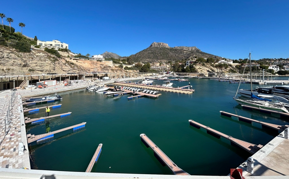 La Generalitat confirma la apertura de la primera fase del Puerto Blanco de Calp este verano