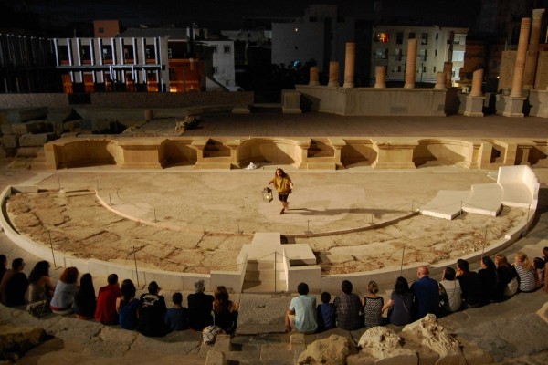 El Teatro Romano de Cartagena, a la luz de la luna: las visitas nocturnas arrancan en junio