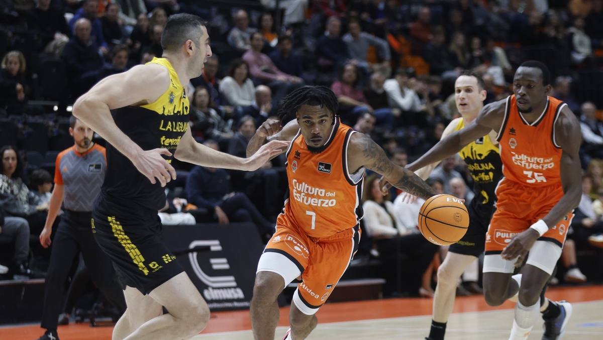 Valencia Basket buscará en Tenerife asegurar la tercera plaza y optar a la segunda