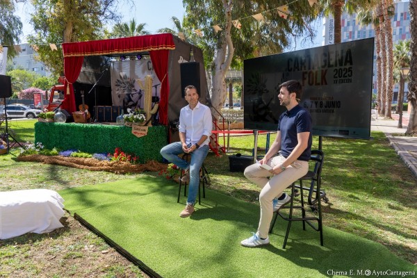 Ocho grupos de todo el país se darán cita en el festival Cartagena Folk, que premiará al grupo gallego Luar Na Lubre