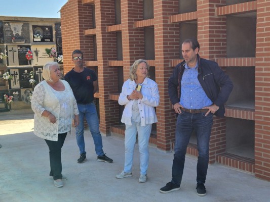 Oropesa del Mar finaliza las obras de 128 nichos y 90 columbarios en el cementerio municipal 