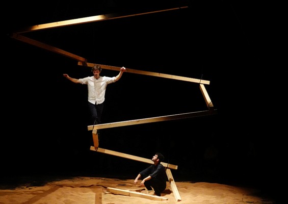 El relato familiar 'Nínive' y el circo de 'Qoroq' marcan el ritmo del Principal y Rialto