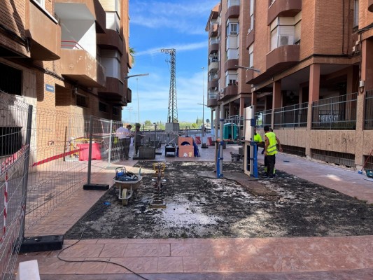 Molina mima las zonas peatonales del casco urbano con obras en Ciudad Parque y el Pasaje de la Plaza de la Molinera
