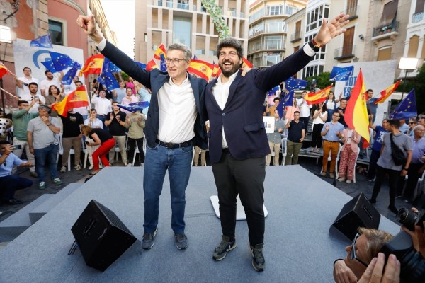 El PP de Feijóo volvería a ganar las elecciones en la Región de Murcia y sumaría otro diputado más a costa de la izquierda