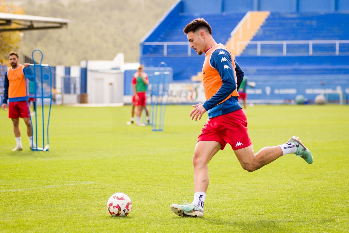 Entrenamiento del Alcoyano. - Foto: PLAZA Entrenamiento del Alcoyano.