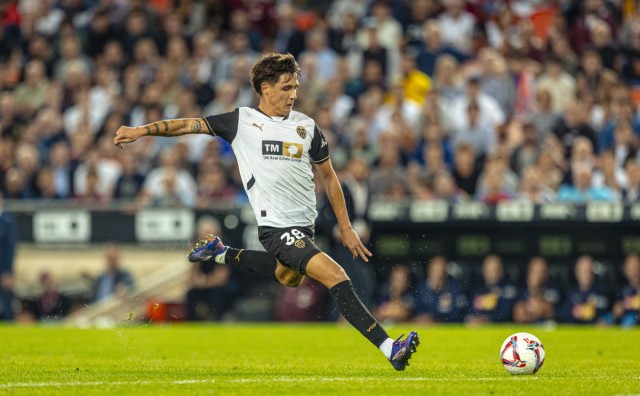 Debut oficial de Ro Abajas con el Valencia CF