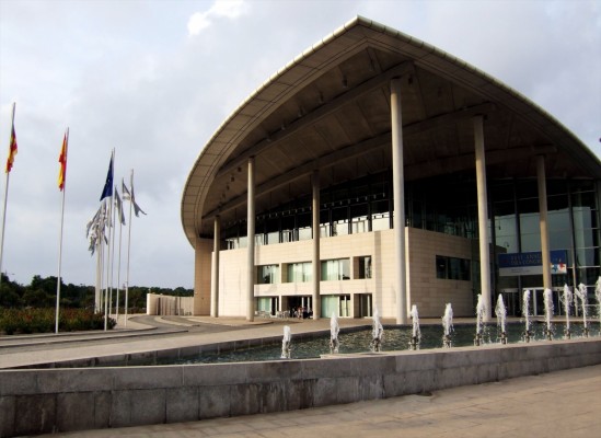 El litigio por el fraude del Palacio de Congresos de Valencia se alarga hasta noviembre