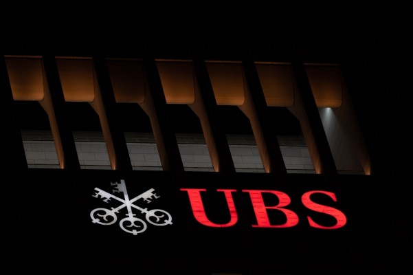 UBS eleva su peso en Indra hasta el 6,442% con una participación valorada en casi 381 millones