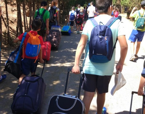 València colabora en el desarrollo del proyecto 'Campamento de verano para niños con cáncer' de Aspanion