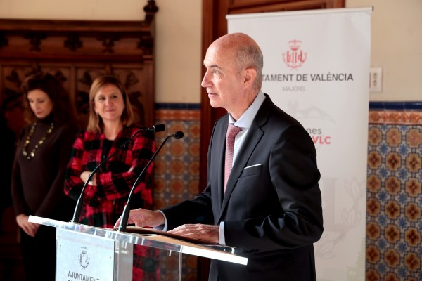 El Ayuntamiento de València recorta un 35% la asignación del Pacto por el Empleo a sindicatos y patronal