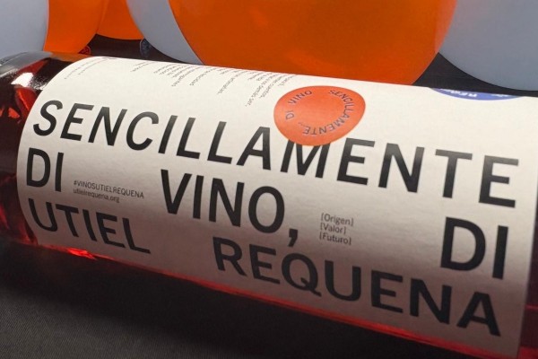 'Di Vino, di Utiel Requena': directo al corazón con desenfado