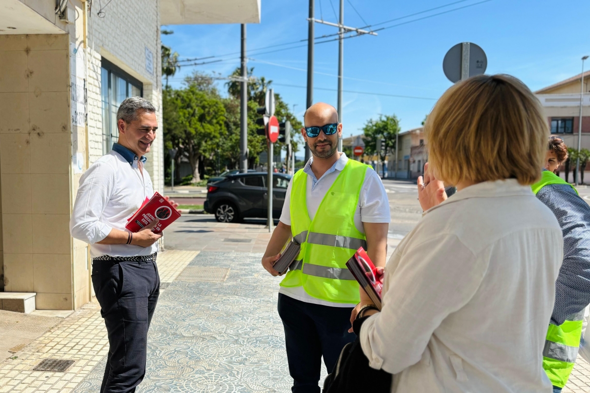 Antonio Ortolá (izq.) - 