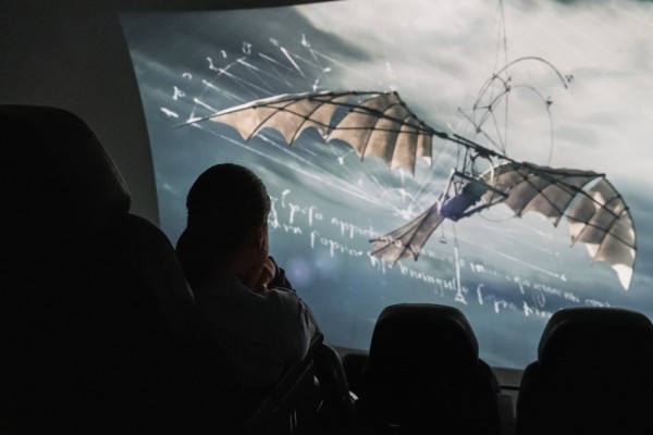 El Hemisfèric respasa la vida y obra de Leonardo da Vinci en la gran pantalla