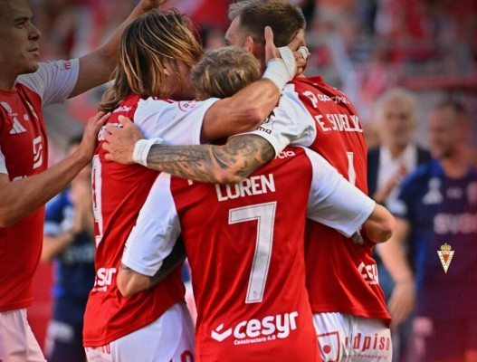 El Murcia gana de penalti en el 90 y promocionará como segundo ante el Nástic de Tarragona 