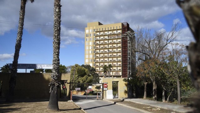 El Ayuntamiento podría intervenir en el campamento de inmigrantes del Naval si no se retiran las carpas ilegales
