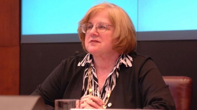 Barlin Libros edita al castellano la obra de la activista Showalter sobre locura, feminidad y poder