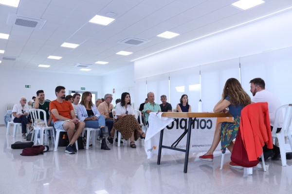 Compromís aborda con los municipios de Alicante la turistificación y el acceso digno a la vivienda

