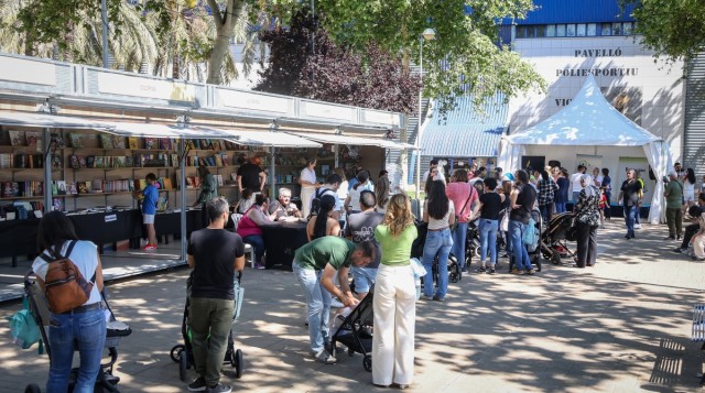 Cinco días de literatura, música y creatividad: Onda cierra la 40.ª edición de su Fira del Llibre