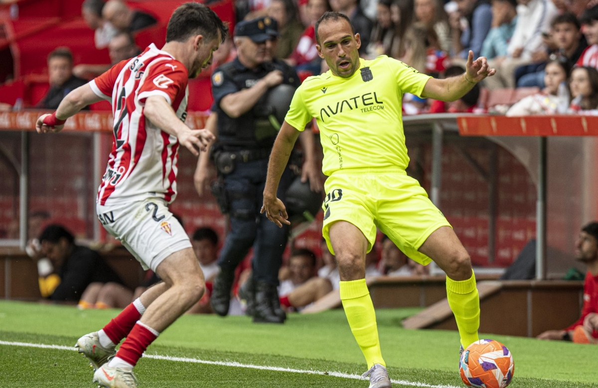 Nacho Martínez, autor del segundo gol del Efesé, con el balón. - Foto: LALIGA