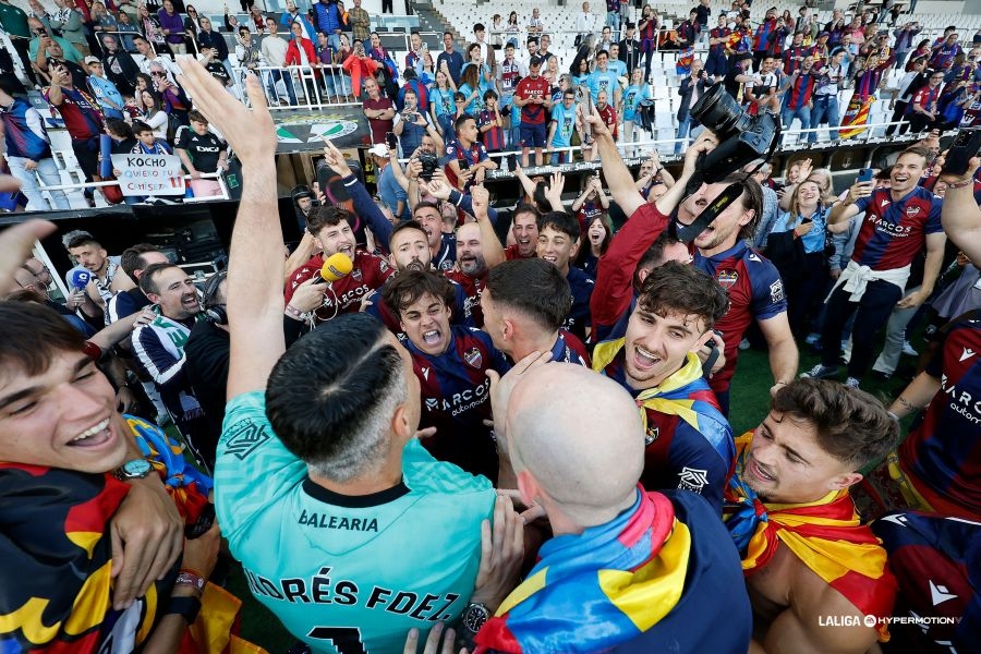 ¡El Levante UD es de Primera!