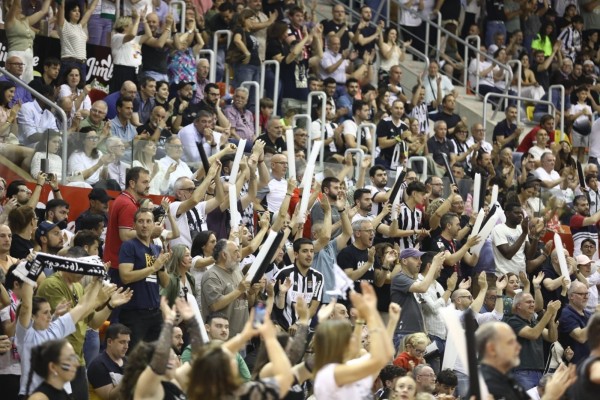 El Odilo-Betis bate el récord de asistencia a un pabellón de Cartagena con 4.731 espectadores 
