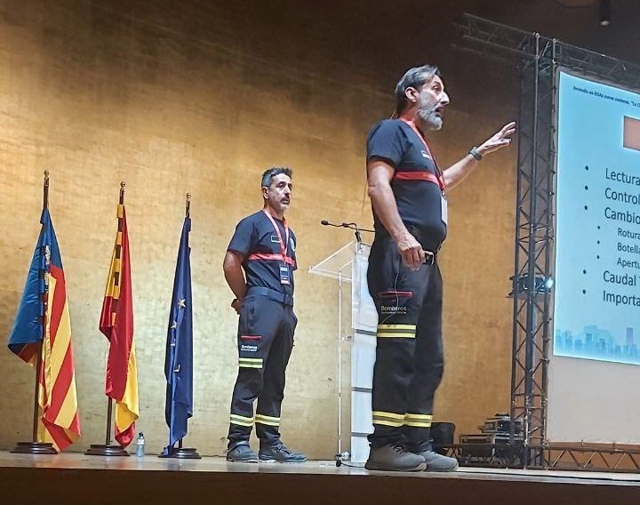 Alicante reúne a expertos en emergencias en el V Seminario Nacional de Incendios Estructurales