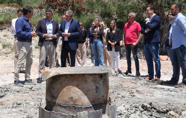 Carlos Mazón visita las obras de emergencia para paliar la sequía en la Marina Baixa